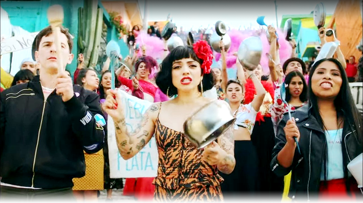 LA CANTANTE CHILENA MON LAFERTE